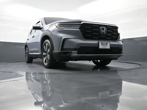 Certified 2024 Honda Pilot Touring image 58