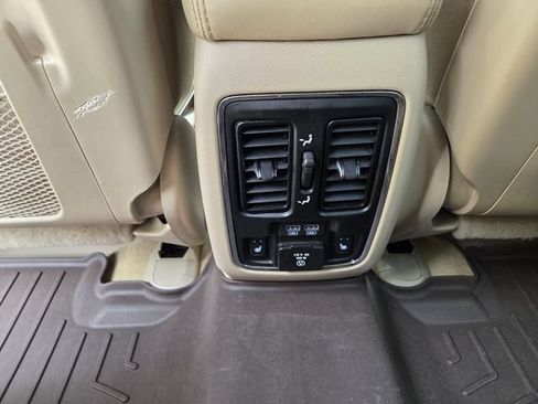 Certified 2021 Jeep Grand Cherokee Overland RWD image 15