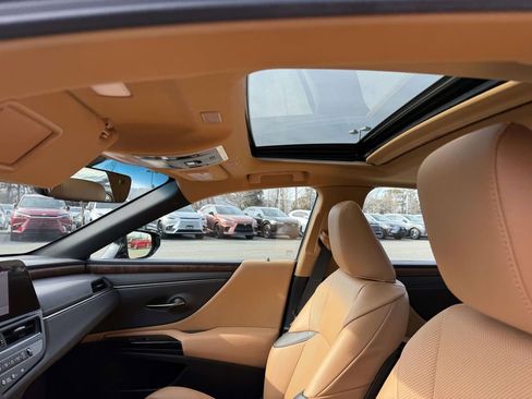 Used 2023 Lexus ES 350 Premium image 21