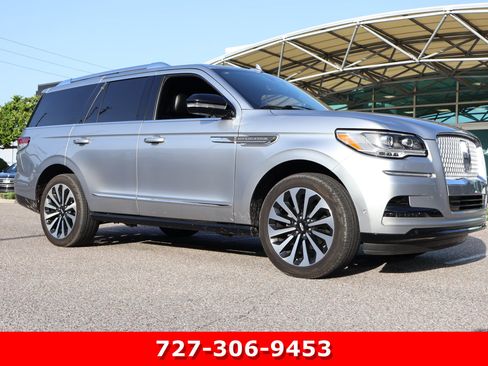 Used 2024 Lincoln Navigator Reserve AWD/4WD image 11
