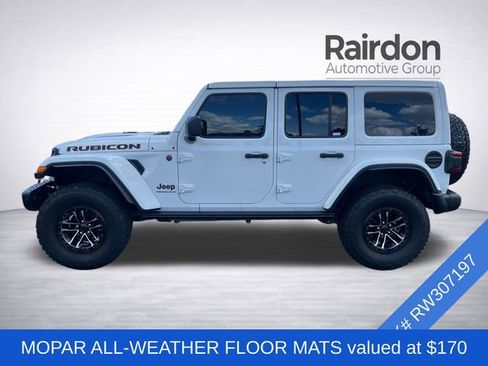 Used 2024 Jeep Wrangler Unlimited Rubicon AWD/4WD image 4