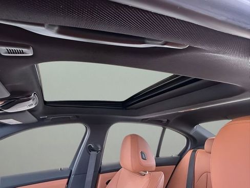 New 2026 BMW 330i Sedan w/ Premium Package image 16