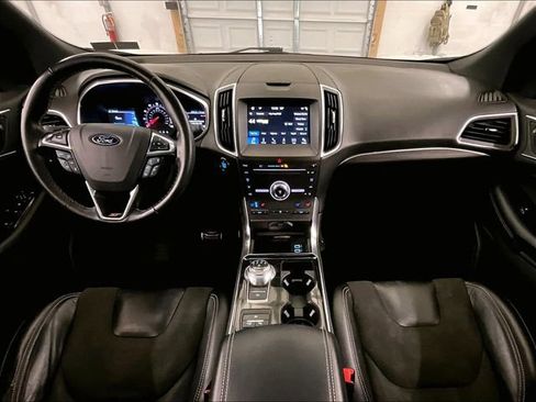 Used 2019 Ford Edge ST w/ Equipment Group 401A AWD/4WD image 14