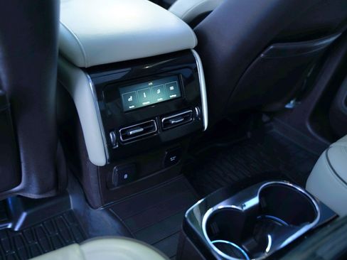 Used 2020 Lincoln Aviator Black Label w/ Dynamic Handling Package image 24