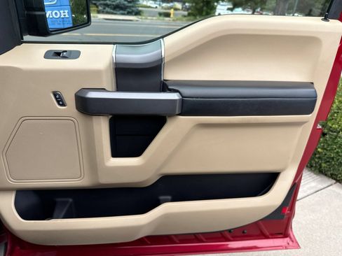 Used 2020 Ford F150 XLT w/ Equipment Group 302A Luxury AWD/4WD image 31