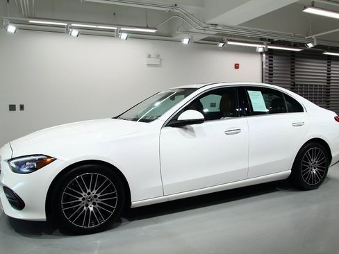 Used 2023 Mercedes-Benz C 300 4MATIC Sedan image 14