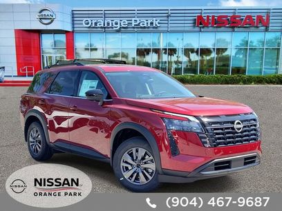 New 2026 Nissan Pathfinder SV w/ SV Premium Package