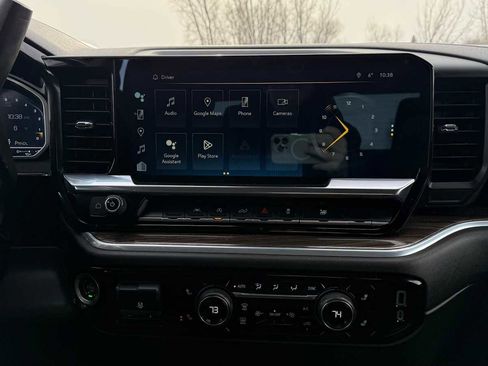 Used 2022 Chevrolet Silverado 1500 LT image 20