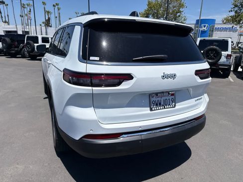 Used 2025 Jeep Grand Cherokee L Laredo RWD image 18