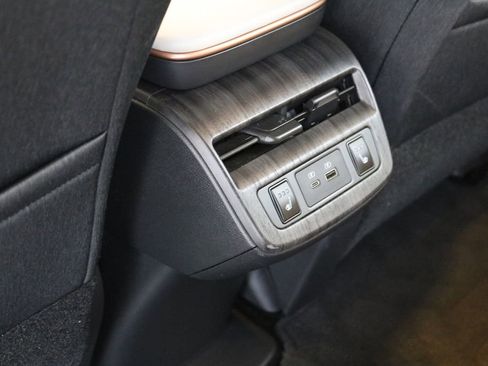 Used 2023 Nissan Ariya AWD image 26