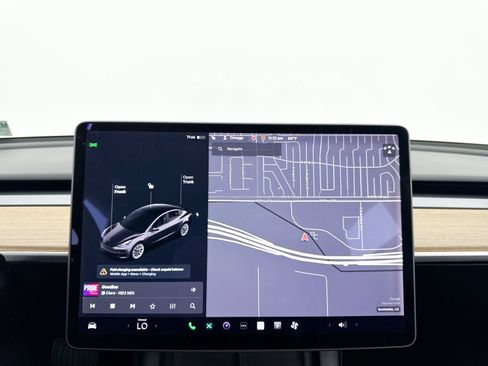 Used 2022 Tesla Model 3 RWD image 4