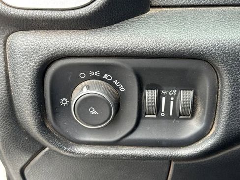 Used 2019 RAM 2500 Big Horn image 23