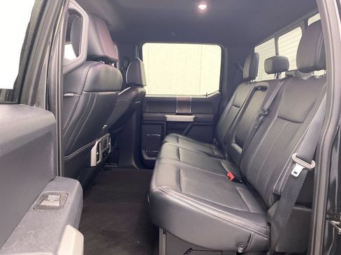 Used 2022 Ford F250 Lariat w/ Black Appearance Package AWD/4WD image 24