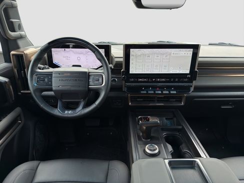 Certified 2024 GMC Hummer EV 3X AWD/4WD image 7
