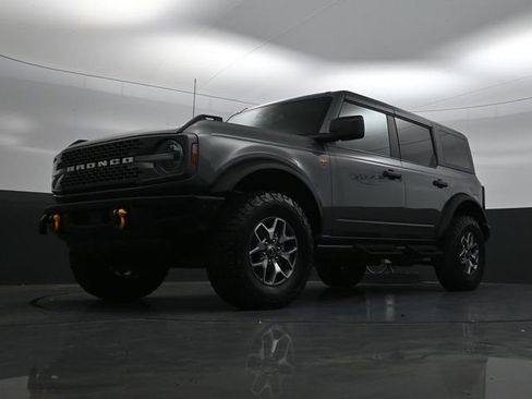 Used 2024 Ford Bronco Badlands image 26