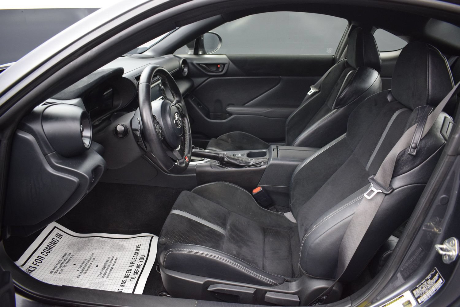 Used 2025 Toyota GR86 Premium w/ ALL Weather Mat Package (TMS) RWD image 13