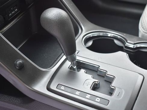 Used 2012 Kia Sorento LX image 21