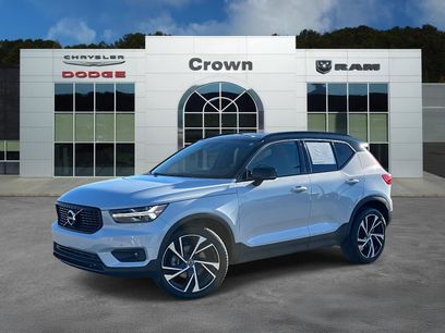 Used 2021 Volvo XC40 T5 R-Design