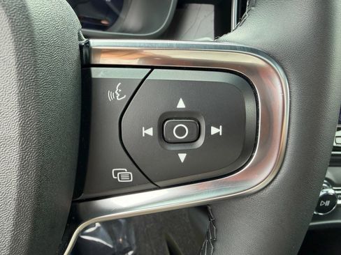 Used 2023 Volvo XC40 Recharge Plus w/ Protection Package Premier AWD/4WD image 16