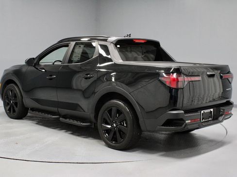 Used 2024 Hyundai Santa Cruz Night AWD/4WD image 10