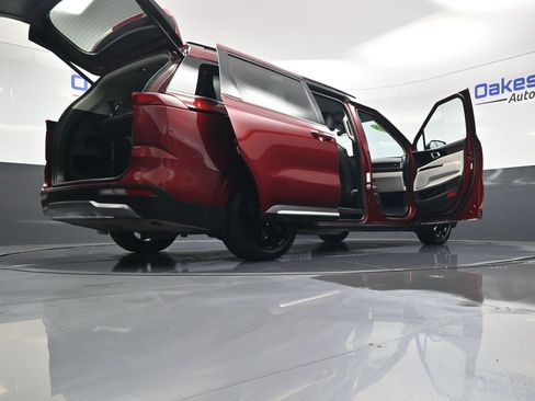 Certified 2024 Kia Carnival SX Prestige image 62