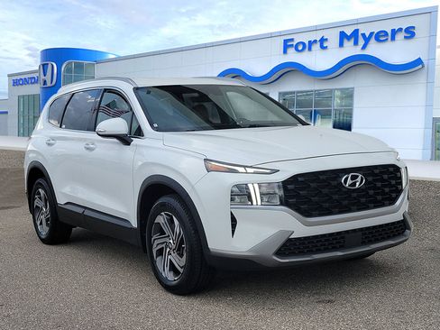 Used 2023 Hyundai Santa Fe SEL FWD image 1