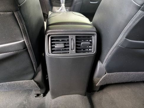 Used 2018 Nissan Rogue SL w/ Premium Package AWD/4WD image 30