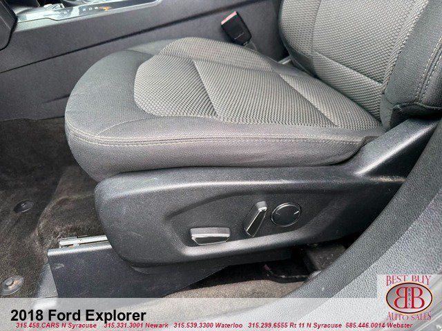Used 2018 Ford Explorer XLT AWD/4WD image 17
