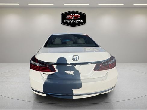 Used 2016 Honda Accord EX-L image 7