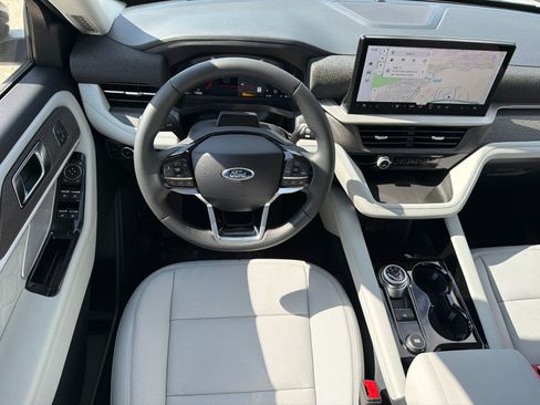 New 2026 Ford Explorer Platinum w/ LUX Leather Package image 23