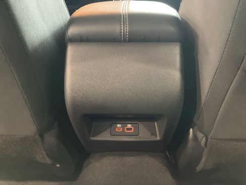 Used 2025 Nissan Altima 2.5 SV image 23