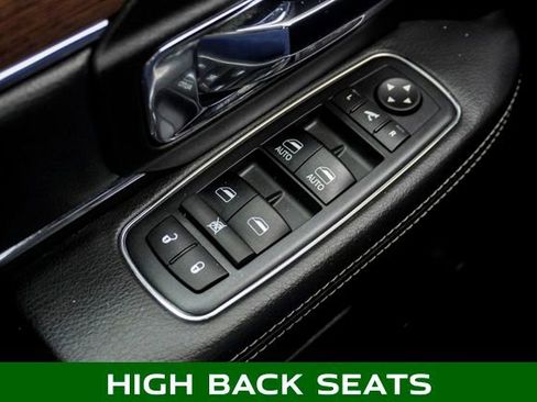 Used 2018 RAM 1500 Laramie image 28