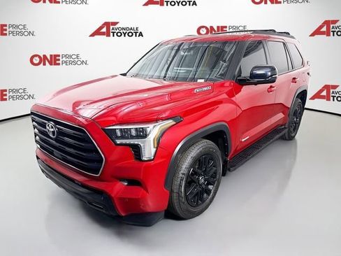 Certified 2025 Toyota Sequoia Limited w/ Tow Technology Package AWD/4WD image 4