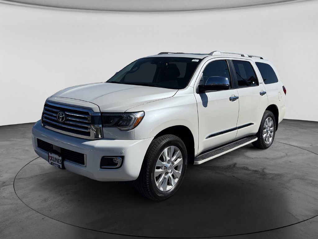 Used 2018 Toyota Sequoia Platinum AWD/4WD image 4