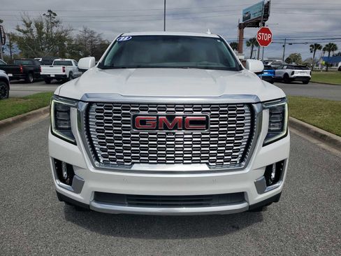 Certified 2023 GMC Yukon XL Denali image 9