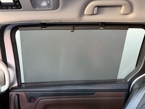 Used 2025 Honda Odyssey Elite image 22