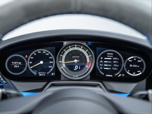 Used 2022 Porsche 911 GT3 image 19