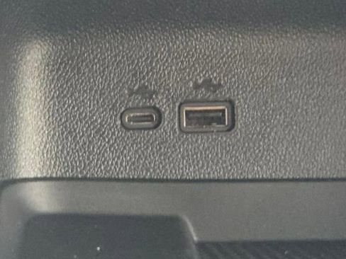 New 2026 Chevrolet Traverse LT w/ LPO, Floor Liner Package image 9