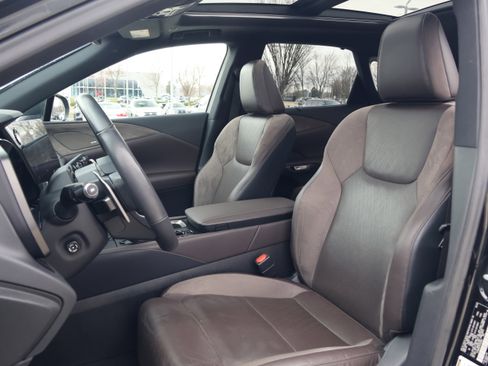 Certified 2023 Lexus RX 350 AWD w/ Accessory Package image 35