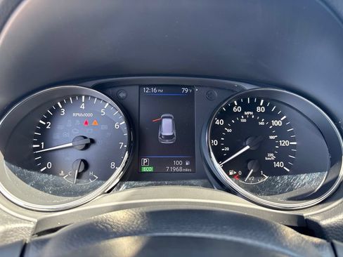Used 2019 Nissan Rogue SV AWD/4WD image 23