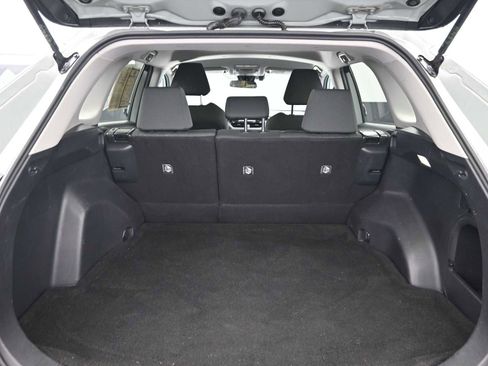 Used 2022 Toyota RAV4 XLE w/ XLE Grade Weather Package AWD/4WD image 9
