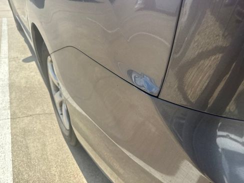 Used 2015 Toyota Sienna LE FWD image 10