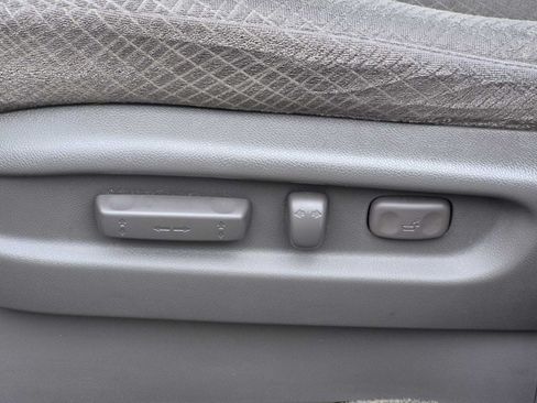 Used 2015 Honda Odyssey EX image 17