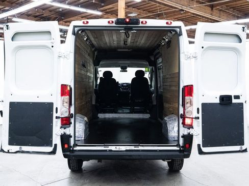 Used 2019 RAM ProMaster 2500 FWD image 8