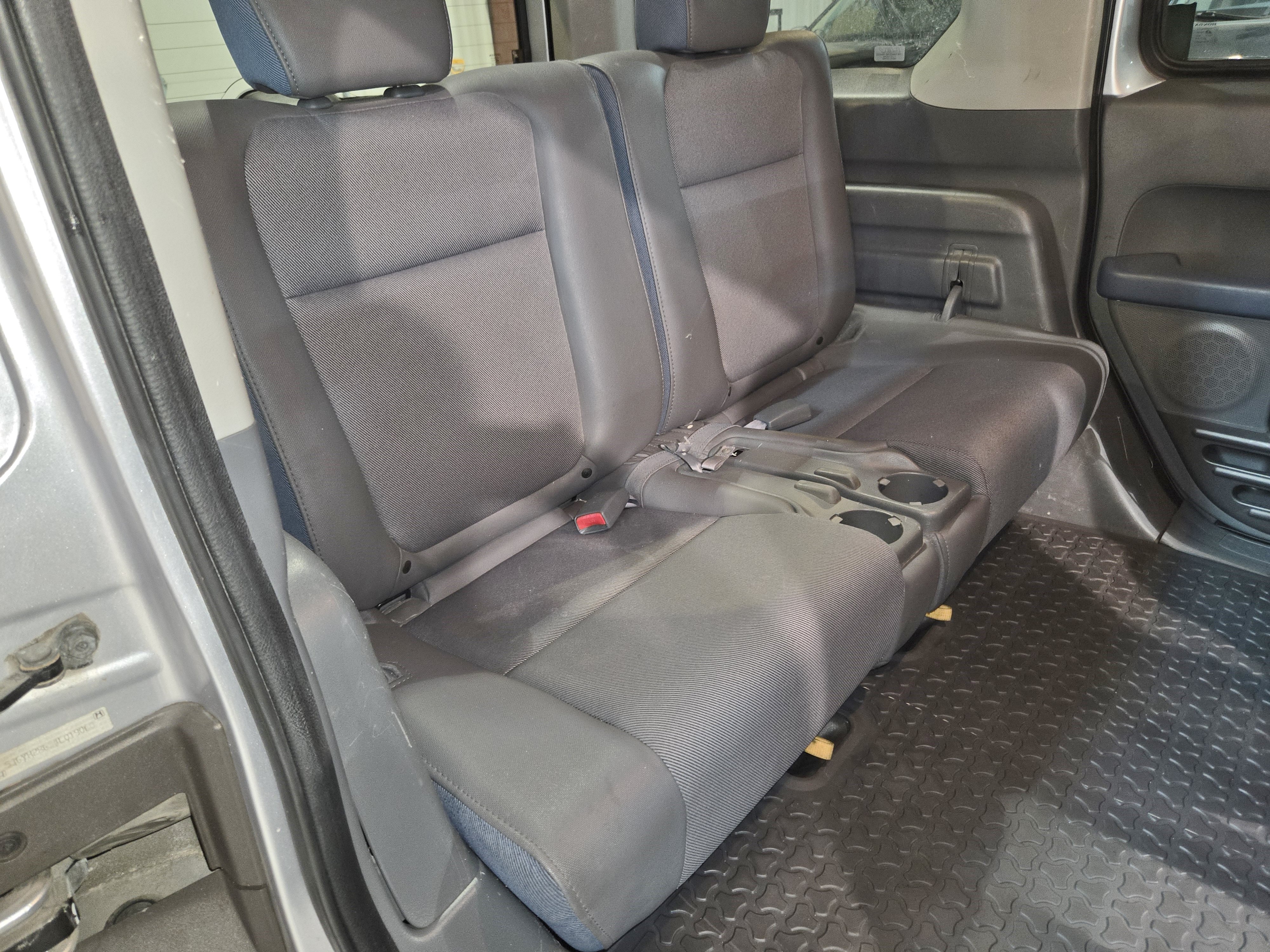 Used 2004 Honda Element EX image 23