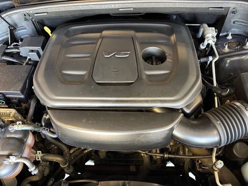 Used 2021 Jeep Grand Cherokee Limited AWD/4WD image 29