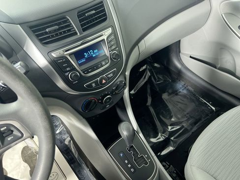 Used 2015 Hyundai Accent GS image 24