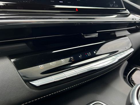 Used 2021 Cadillac Escalade Sport RWD image 53