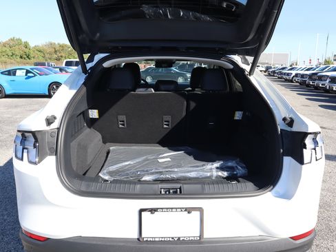 New 2025 Ford Mustang Mach-E Premium image 6