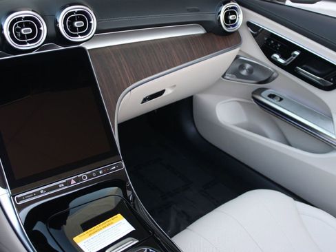 New 2026 Mercedes-Benz CLE 300 4MATIC Cabriolet image 14